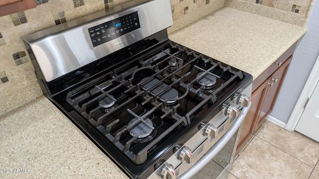 1717 W BUCKHORN Trail, Phoenix, AZ 85085