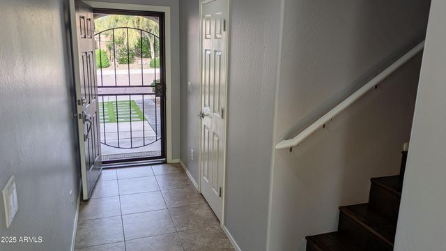 1717 W BUCKHORN Trail, Phoenix, AZ 85085