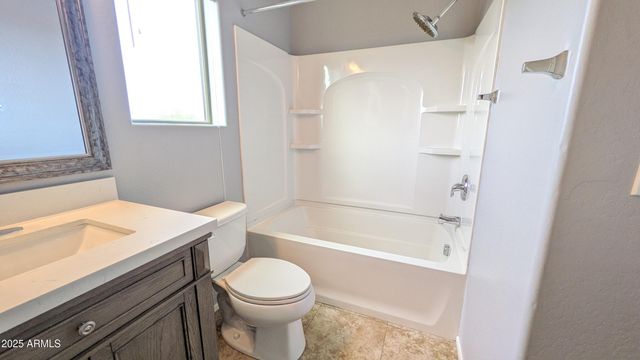 1717 W BUCKHORN Trail, Phoenix, AZ 85085