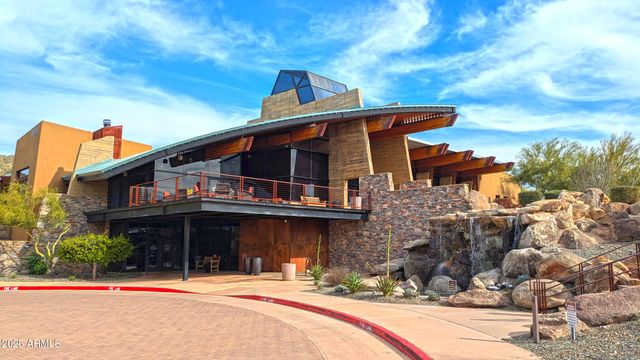 1717 W BUCKHORN Trail, Phoenix, AZ 85085