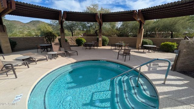 1717 W BUCKHORN Trail, Phoenix, AZ 85085