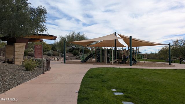 1717 W BUCKHORN Trail, Phoenix, AZ 85085