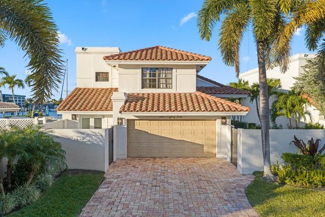 483 Pelican Way, Delray Beach, FL 33483