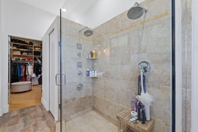 483 Pelican Way, Delray Beach, FL 33483