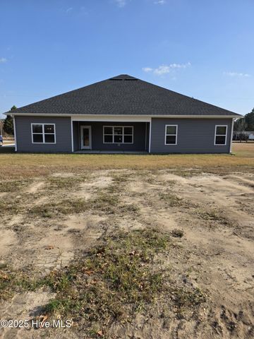 194 Poker House Road, Grimesland, NC 27837