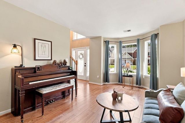 15000 Crabapple Lake Drive, Roswell, GA 30076