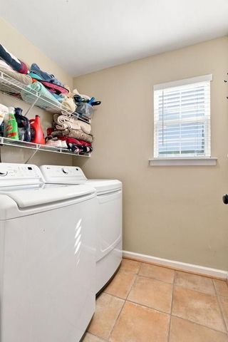 15000 Crabapple Lake Drive, Roswell, GA 30076