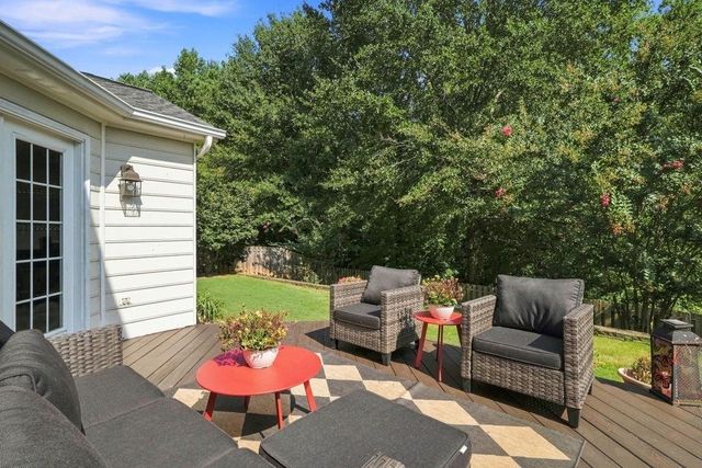 15000 Crabapple Lake Drive, Roswell, GA 30076