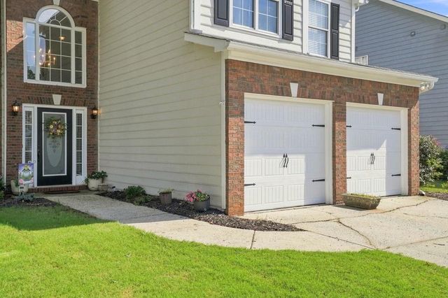 15000 Crabapple Lake Drive, Roswell, GA 30076