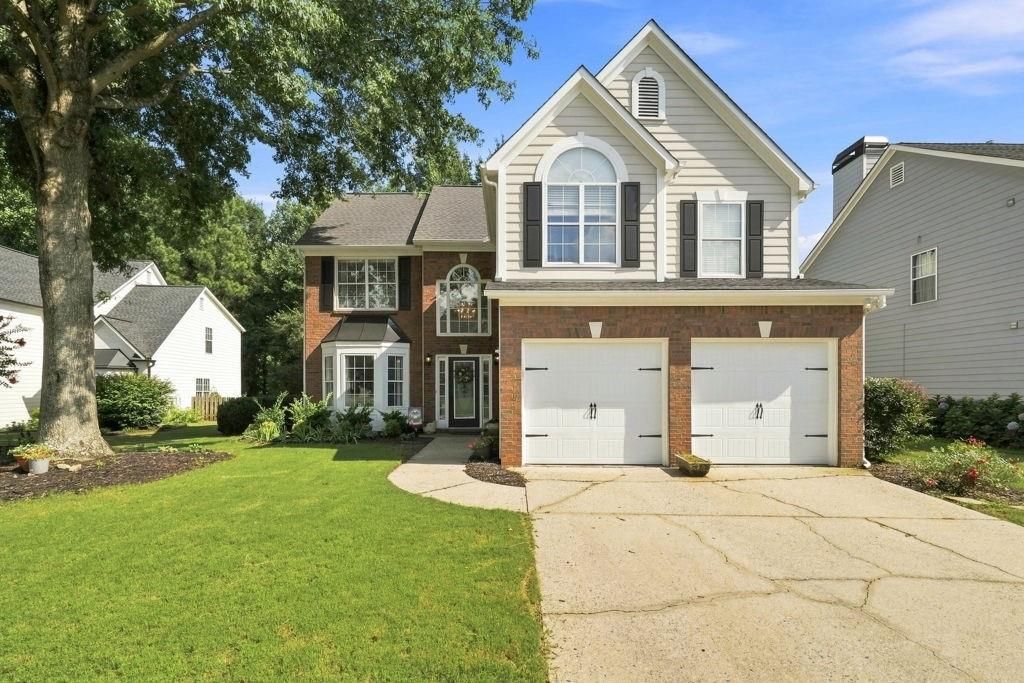 15000 Crabapple Lake Drive, Roswell, GA 30076
