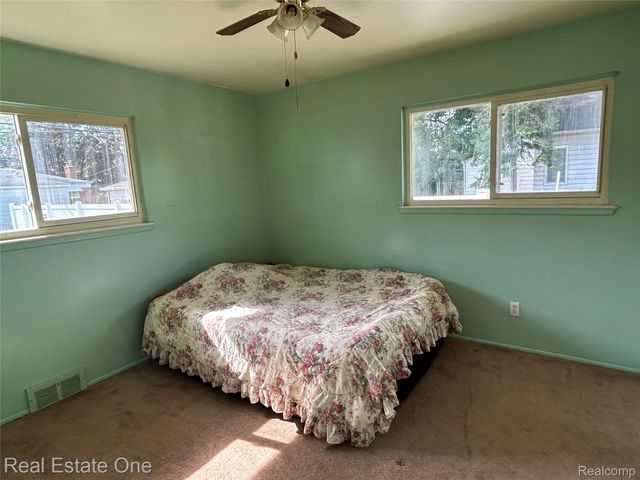 3603 Harlow Avenue, Allen Park, MI 48101