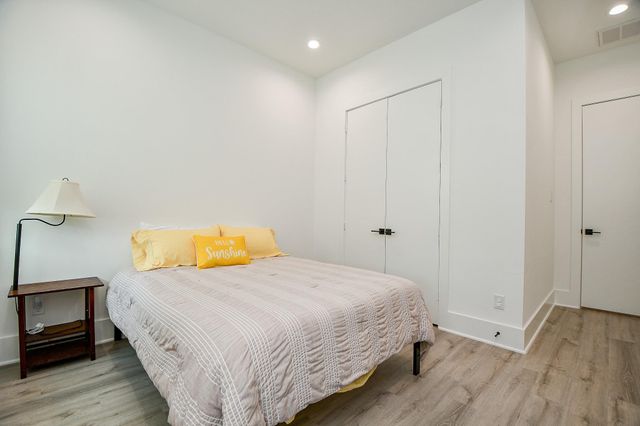 7603 Jacquelyn Gardens Lane, Houston, TX 77055