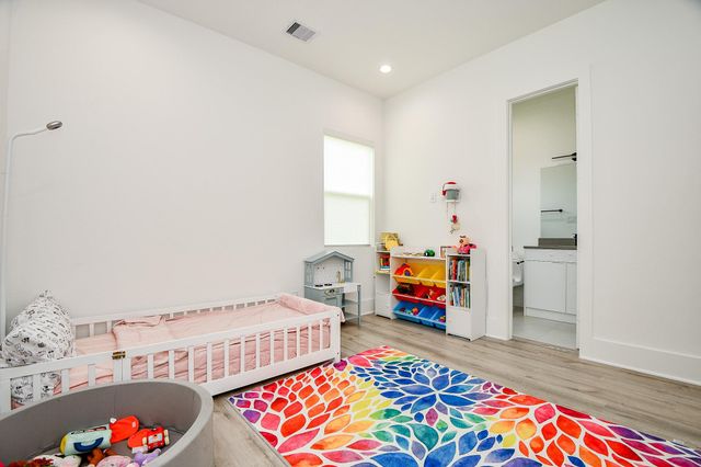 7603 Jacquelyn Gardens Lane, Houston, TX 77055