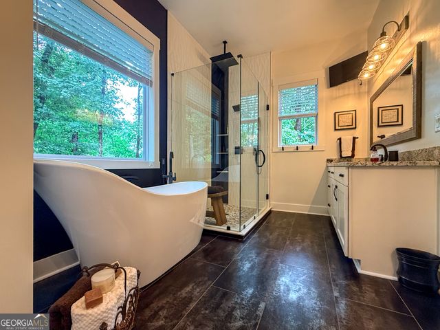 685 Long Mountain Trail, Cleveland, GA 30528