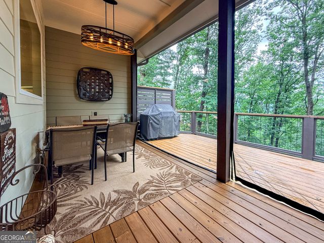 685 Long Mountain Trail, Cleveland, GA 30528