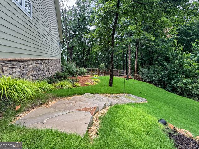 685 Long Mountain Trail, Cleveland, GA 30528