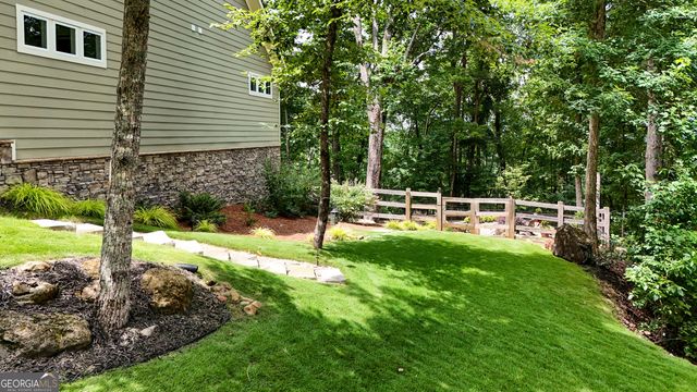 685 Long Mountain Trail, Cleveland, GA 30528