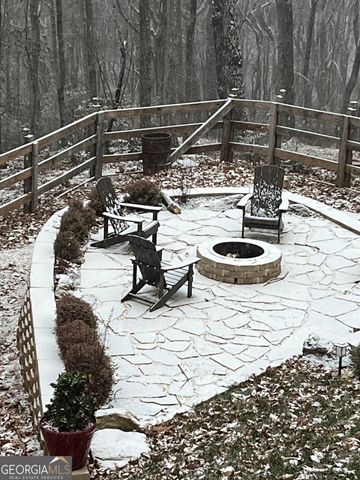 685 Long Mountain Trail, Cleveland, GA 30528
