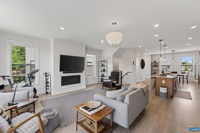 2264 FOWLER CIR, Charlottesville, VA 22901