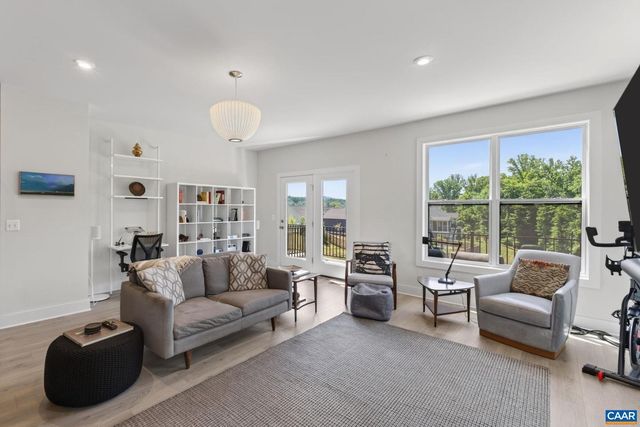 2264 FOWLER CIR, Charlottesville, VA 22901