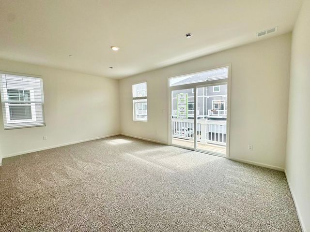2267 Glacier Street, Mundelein, IL 60060