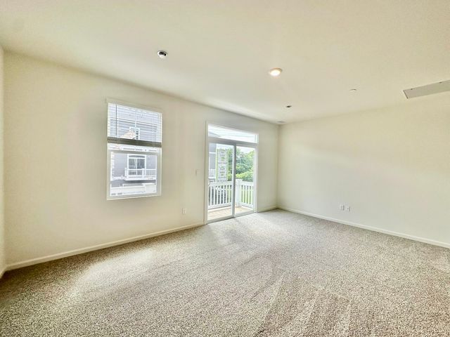 2267 Glacier Street, Mundelein, IL 60060