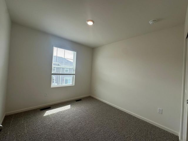 2267 Glacier Street, Mundelein, IL 60060