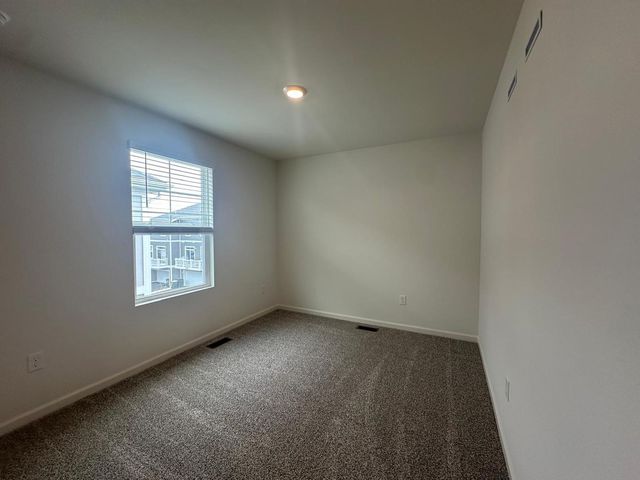 2267 Glacier Street, Mundelein, IL 60060