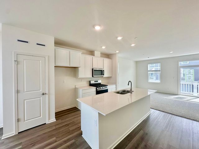 2267 Glacier Street, Mundelein, IL 60060