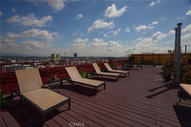 315 E 8th Street 205, Los Angeles, CA 90014