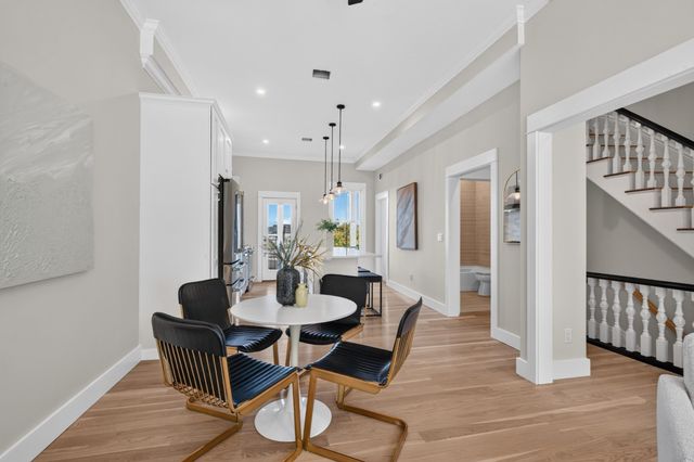 19 Thomas Park 2, Boston, MA 02127