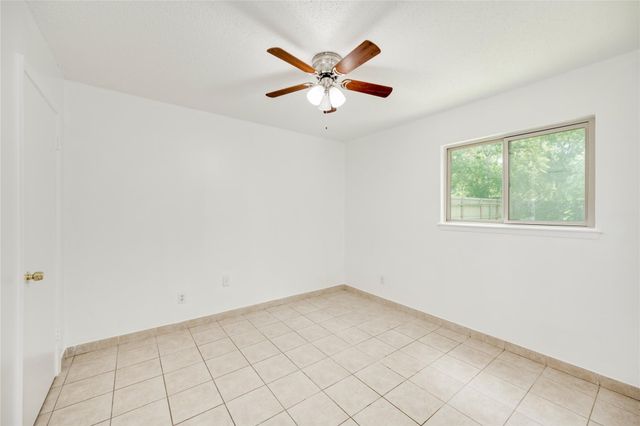 9502 NORTH CREEK DR, Austin, TX 78753