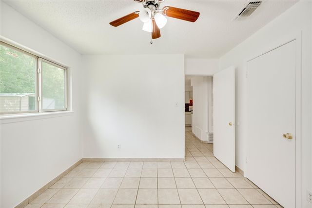 9502 NORTH CREEK DR, Austin, TX 78753