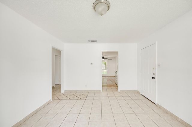9502 NORTH CREEK DR, Austin, TX 78753