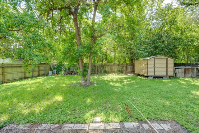 9502 NORTH CREEK DR, Austin, TX 78753