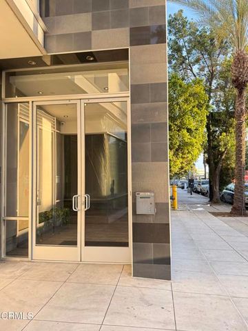 482 S Arroyo 410, Pasadena, CA 91105