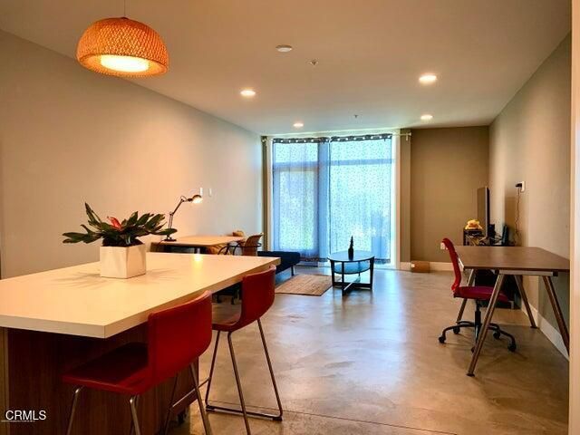 482 S Arroyo 410, Pasadena, CA 91105