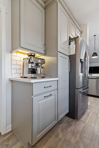 3302 Milestone Creek Court, Valparaiso, IN 46385