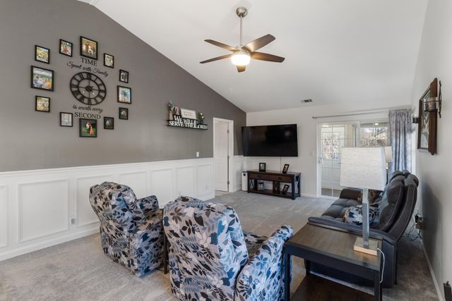 3302 Milestone Creek Court, Valparaiso, IN 46385