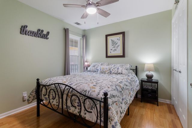 3302 Milestone Creek Court, Valparaiso, IN 46385