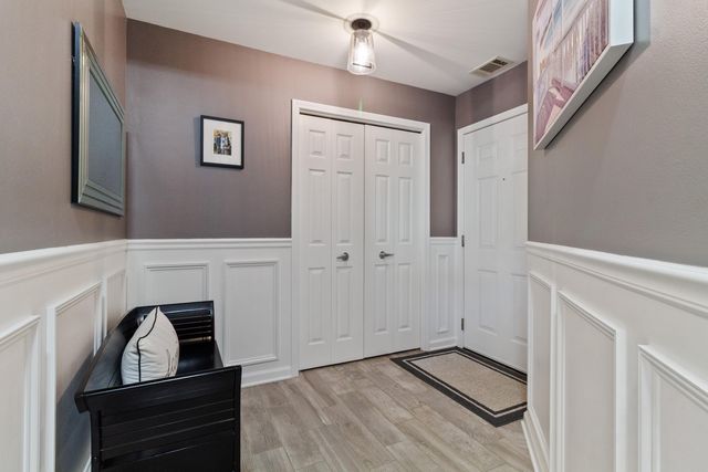 3302 Milestone Creek Court, Valparaiso, IN 46385