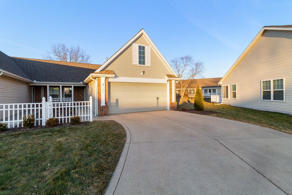 3302 Milestone Creek Court, Valparaiso, IN 46385