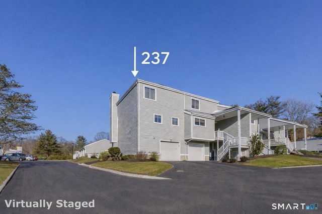 237 Blueberry Lane 237, Branford, CT 06405