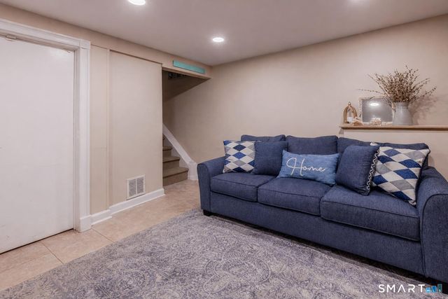 237 Blueberry Lane 237, Branford, CT 06405