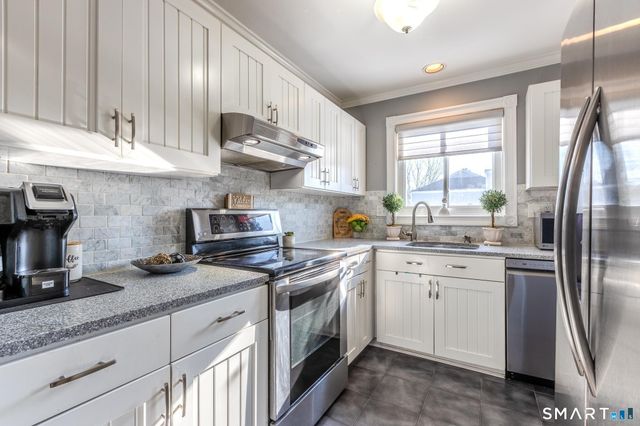 237 Blueberry Lane 237, Branford, CT 06405