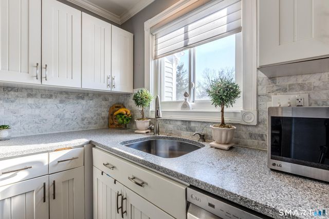 237 Blueberry Lane 237, Branford, CT 06405