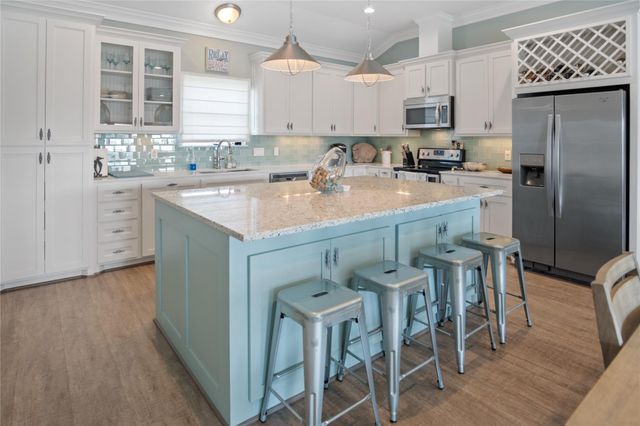 973 Sea Breeze, Crystal Beach, TX 77650
