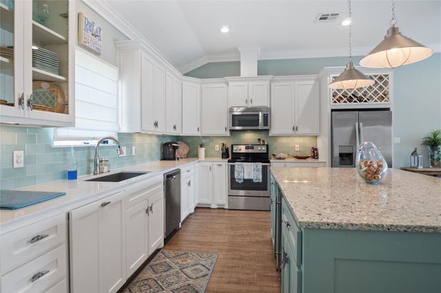 973 Sea Breeze, Crystal Beach, TX 77650