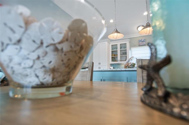 973 Sea Breeze, Crystal Beach, TX 77650