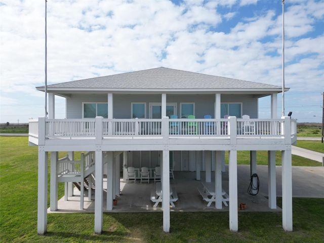 973 Sea Breeze, Crystal Beach, TX 77650